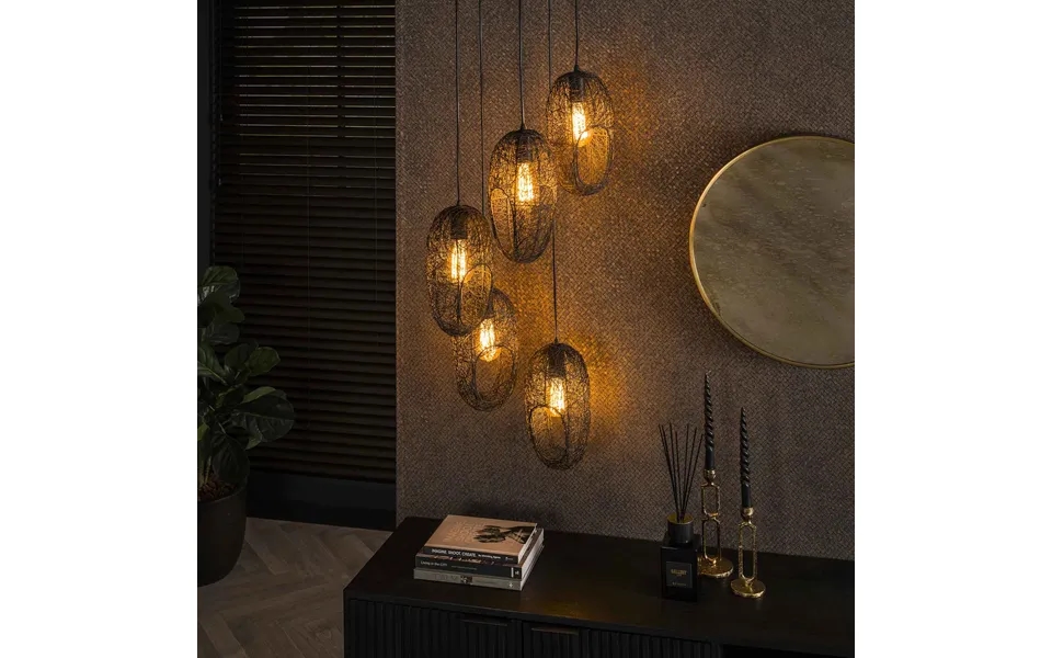 Malla - Loftlampe Med Fem Skærme I Artic Black Metal Levering Med Pære R