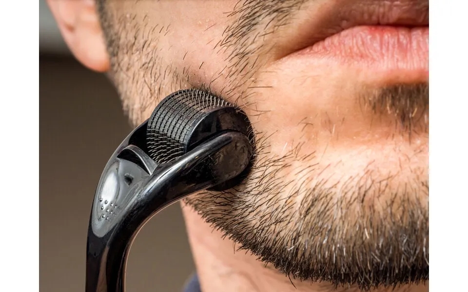 Dick Johnson Beard Growth Roller