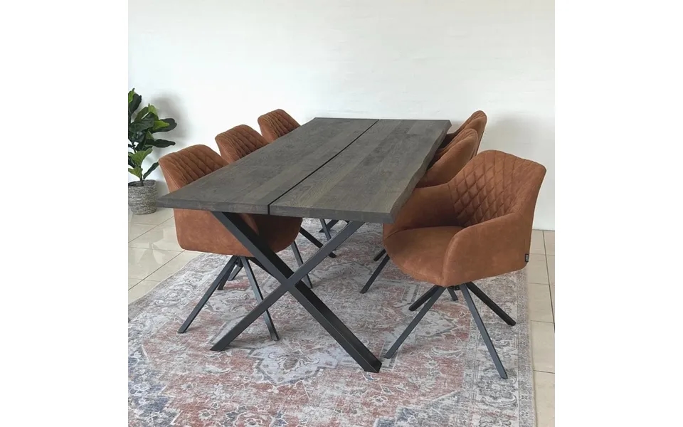 Spisebordssæt - Venus Smoked 200 Pau Cognac Læder