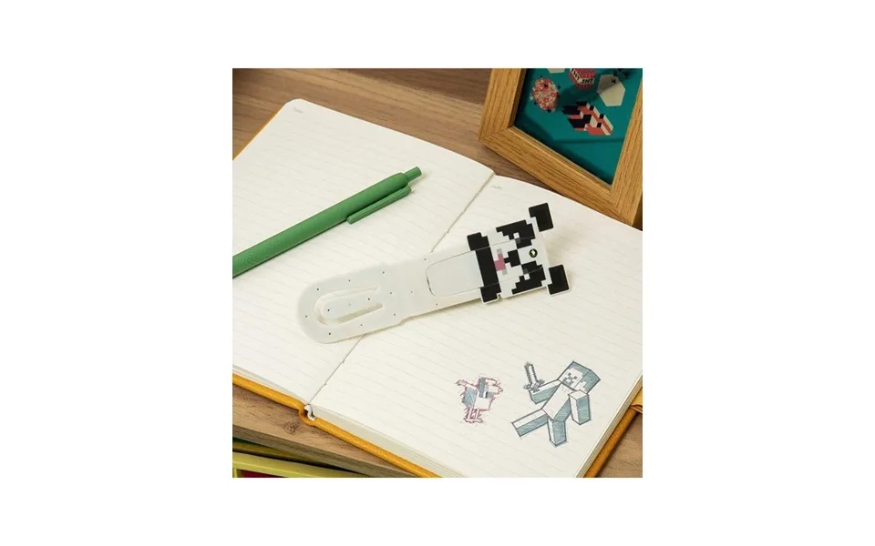 Paladone Minecraft Panda Book Light
