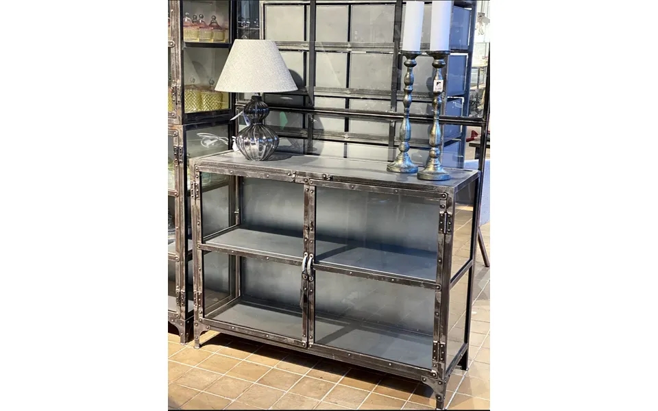 Jernskænk I Messing - Sort Eller Jern