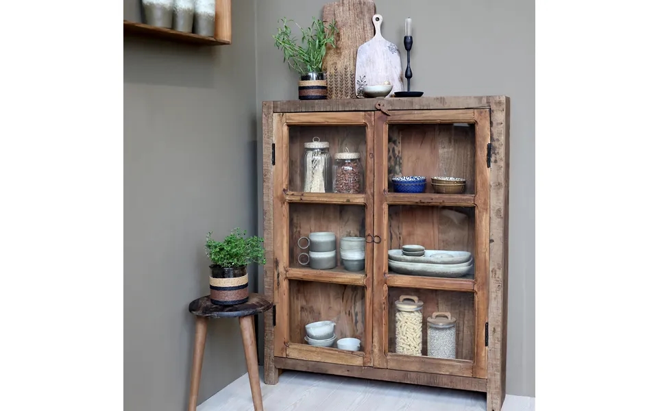 Vitrineskab I Genbrugstræ