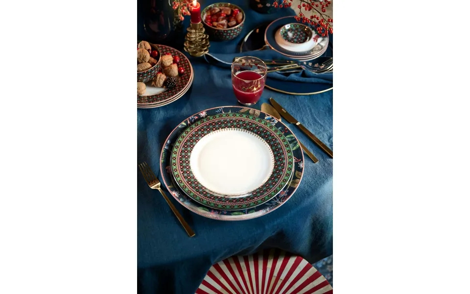 Blue Berry Plate Clover Green 26.5cm