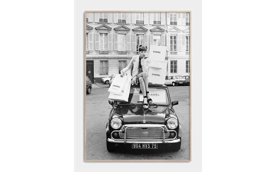 Citatplakat Woman With Chanel Bags Plakat - Størrelser