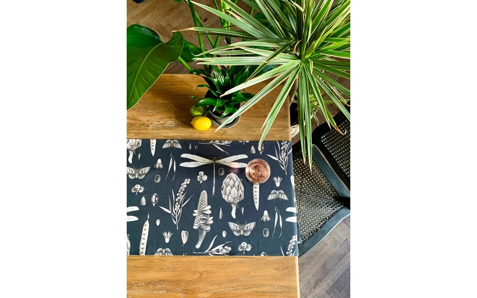 Bordløber I 100% Bomuld - Seeds Carbon Kollektion