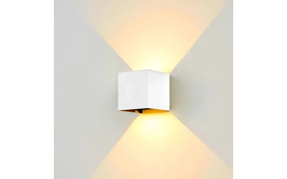 Ledlife Cubic Pro 6w Væglampe - Sløjfbar, Justerbar, Firkantet, Op Ned, Inde Ude, Hvid, Ip65, Inkl