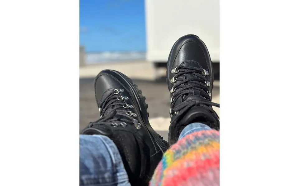 Woden Iris Track Leather - Black, Vinterstøvle, Med Foer 42