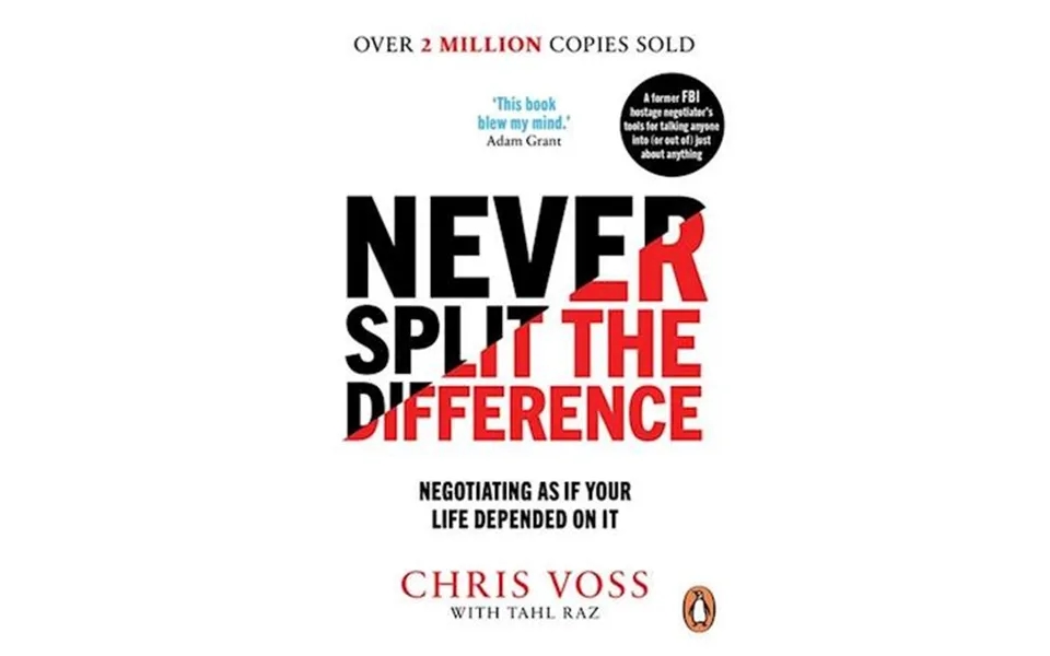 'never Split The Difference' - Brugt Bog